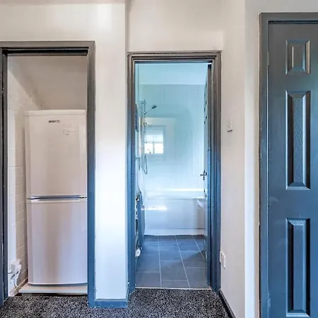 Apartment *2s6g* For Your Relaxed & Cosy + Free Parking + Free Fast Wifi * Leeds (West Yorkshire)