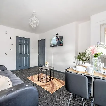 *2s6g* For Your Relaxed & Cosy + Free Parking + Free Fast Wifi * Leeds (West Yorkshire)