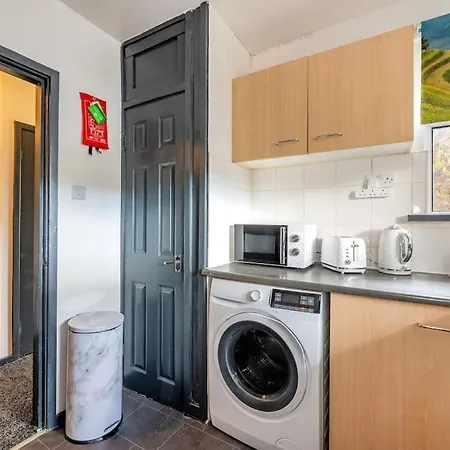 *2s6g* For Your Relaxed & Cosy + Free Parking + Free Fast Wifi *