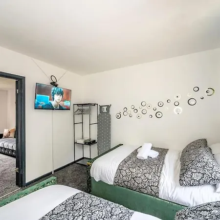 *2s6g* For Your Relaxed & Cosy + Free Parking + Free Fast Wifi * Apartment Leeds (West Yorkshire)