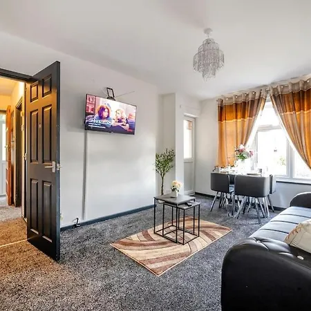 *2s6g* For Your Relaxed & Cosy + Free Parking + Free Fast Wifi * Apartment